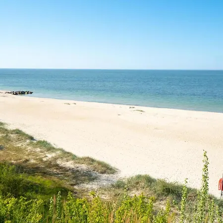 Nice In Rnne With Wifi And 4 Bedrooms * Rønne