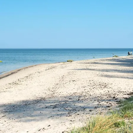 Nice In Rnne With Wifi And 4 Bedrooms Semesterbostad